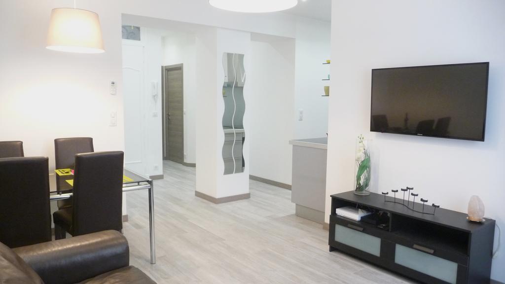 Apartment Carre D'or Very Appart Near The Beach 2 A 6 Personnes *